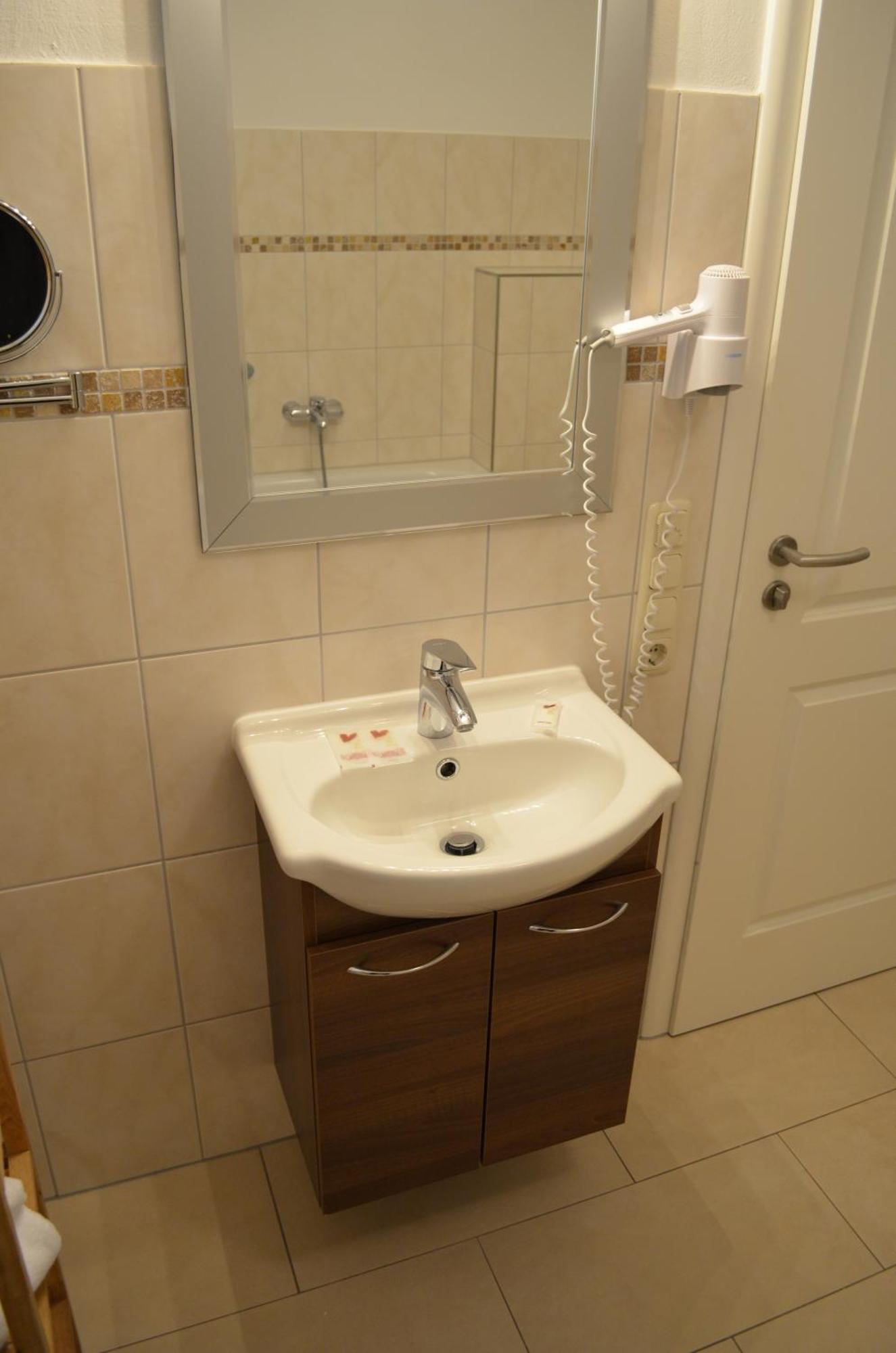 Hotel Pension Bellevue Бад-Доберан Номер фото