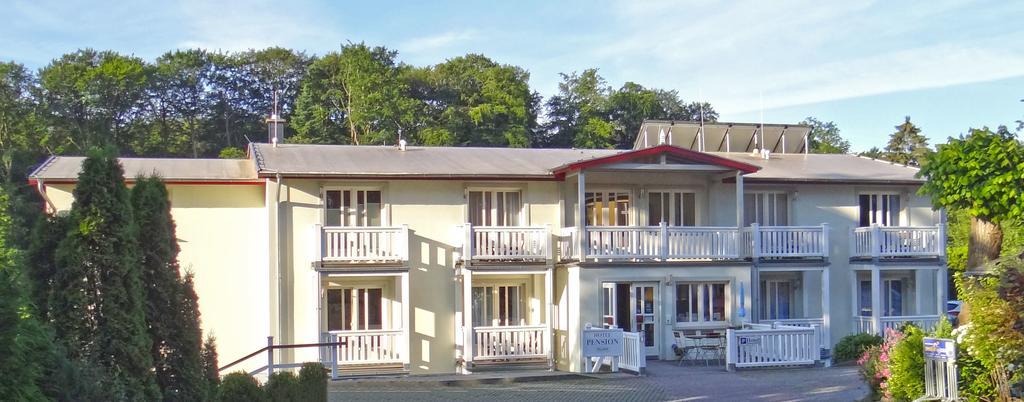 Hotel Pension Bellevue Бад-Доберан Экстерьер фото