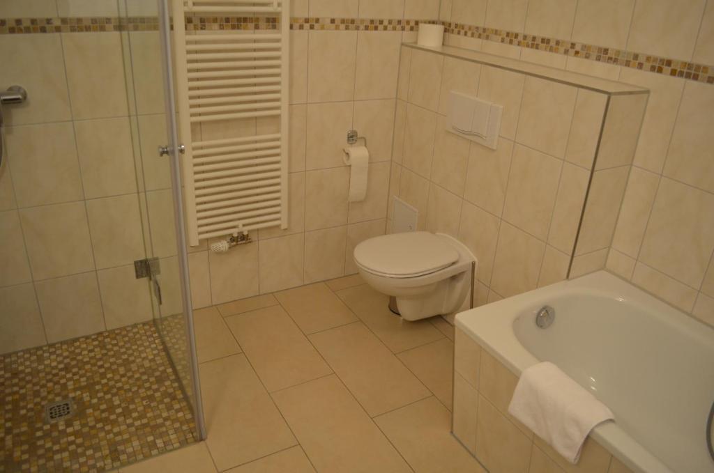 Hotel Pension Bellevue Бад-Доберан Номер фото