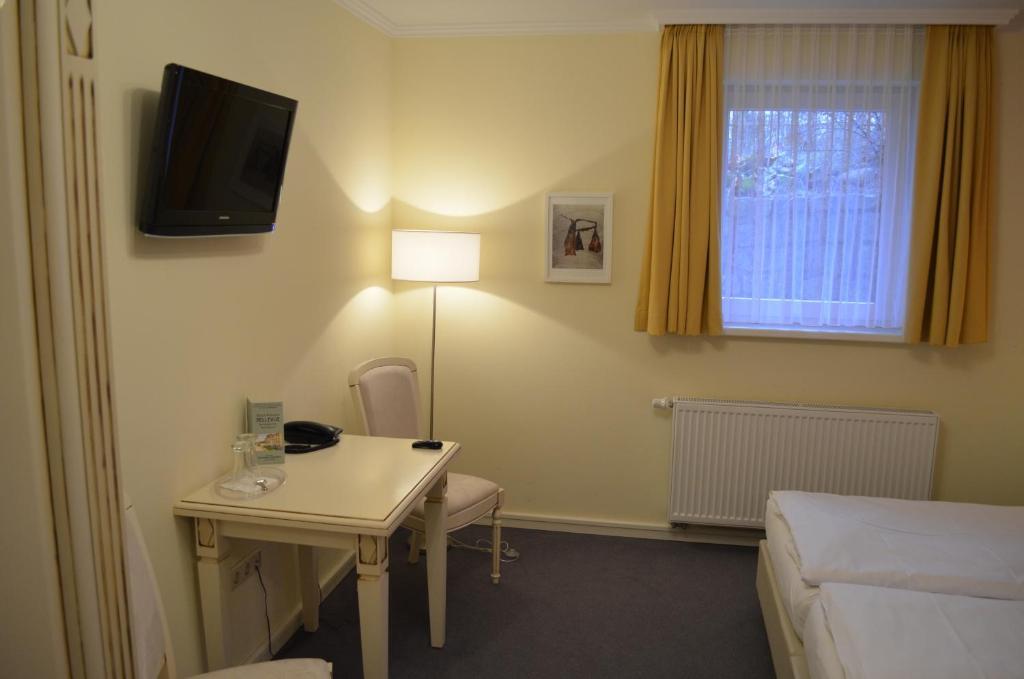 Hotel Pension Bellevue Бад-Доберан Номер фото